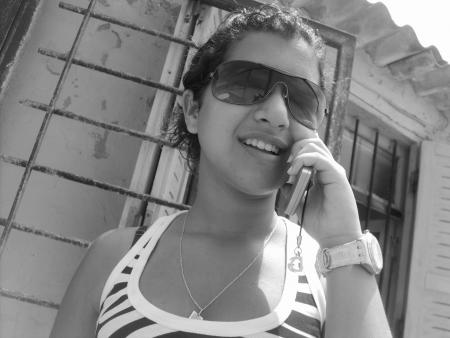 indifferente, bizzare.malade peut etre et ba et apres???